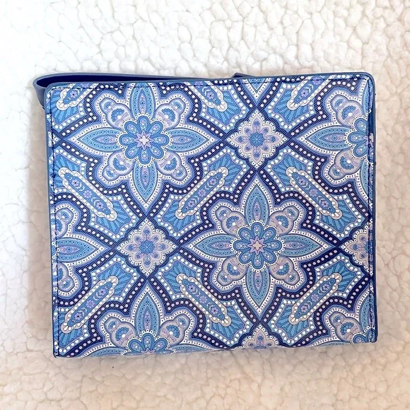 Liberty of London Wristlet - Picture 3 of 9